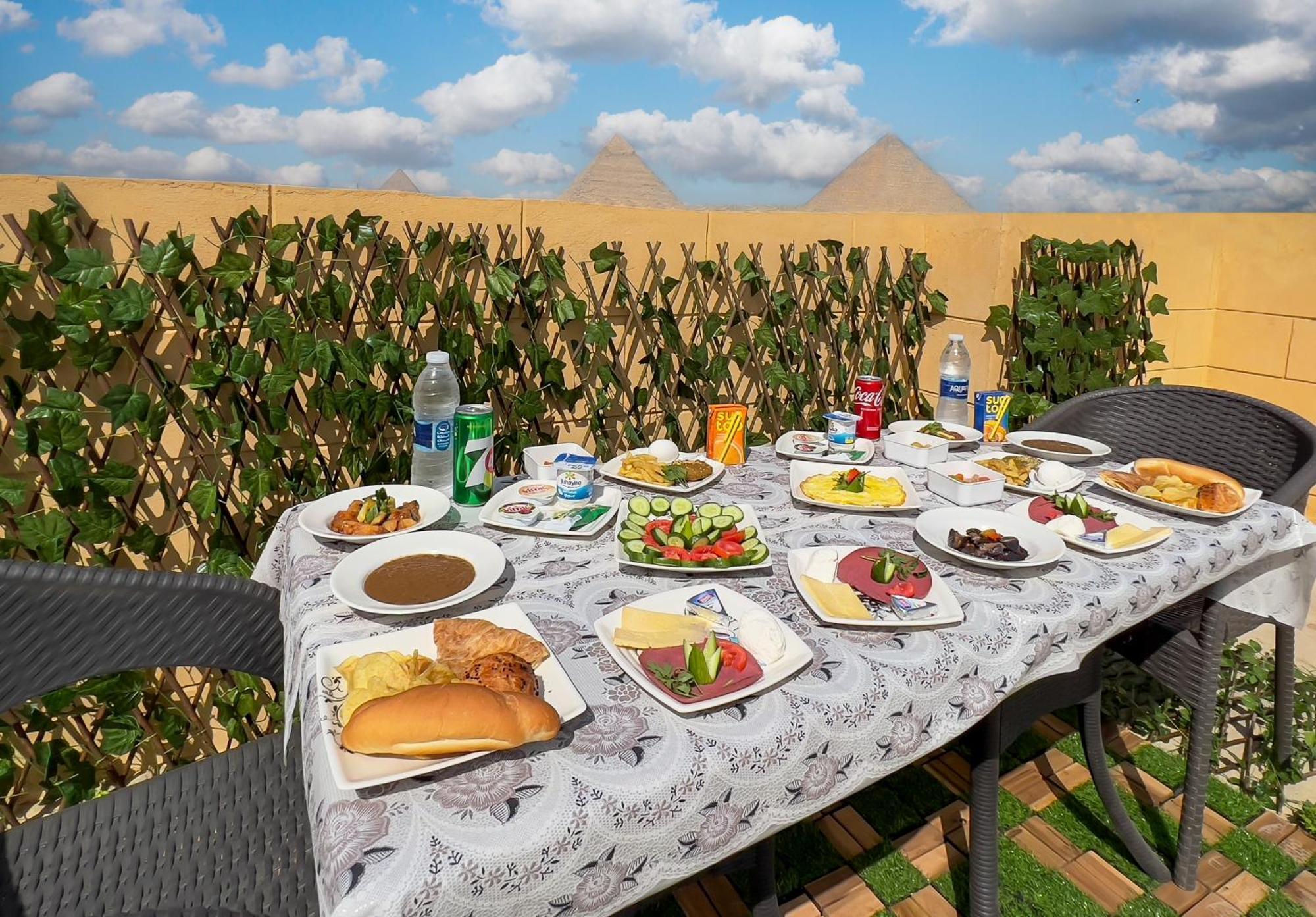 Alaskapyramidsview Kafret el-Gabal Esterno foto