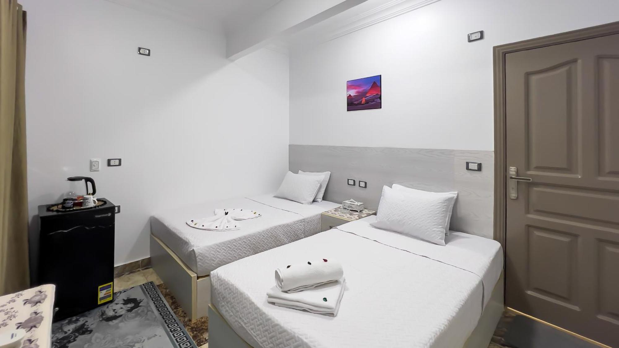 Alaskapyramidsview Kafret el-Gabal Esterno foto